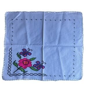 New Mexican Hand-Embroidered Tablecloth with Crochet Edging – Pink Flower Design